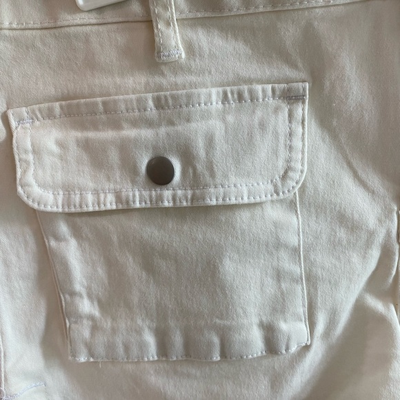 ⭐️NWT Sincerely Jules shorts 😀 - Picture 3 of 6